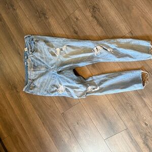 Old Navy Light Blue Distressed Skinny Jeans